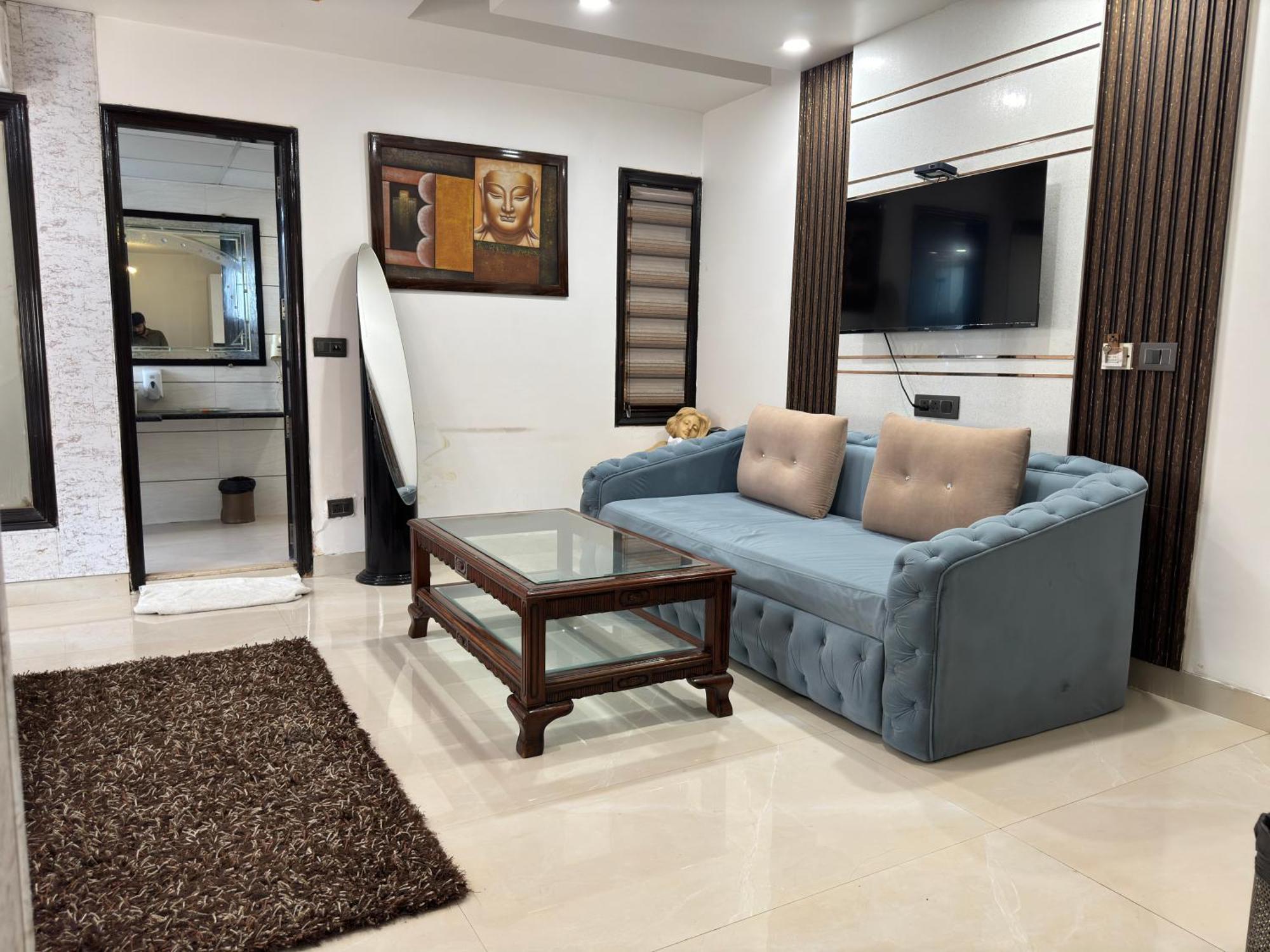 Hotel The Daanish Residency - Karol Bagh New Delhi Bagian luar foto